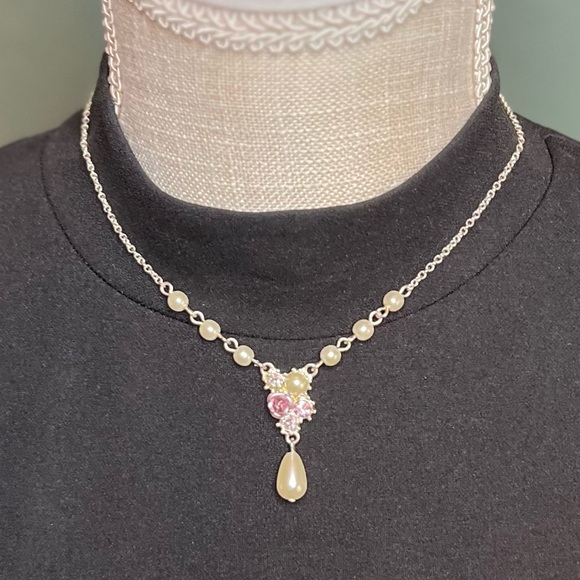 Vintage SAO Victorian Revival Faux Pearl, Bead, Rose, & Rhinestone Necklace - Picture 2 of 4